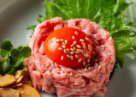 焼肉屋　　輪ーりんー