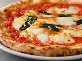 Pizzeria Bar Trico 新橋本店