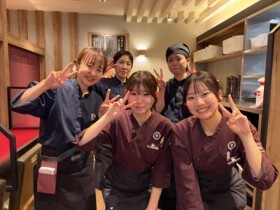 博多鶏ソバ　華味鳥　阪急うめだ本店