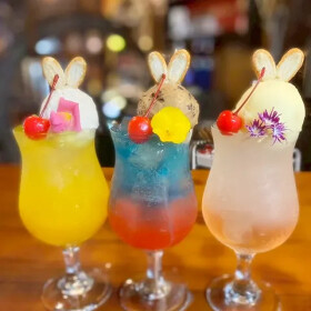 クリームソーダ専門店　cafe & Gallery洋燈