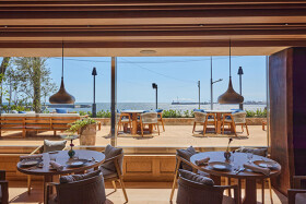 UMITO 鎌倉腰越 "Le RESTAURANT"