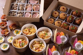 AOYAMA Sharing Delivery