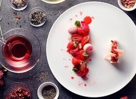  ザ・ヴェランダ 神戸  ～ 神戸布引ハーブ園内カフェ・テラス ～ 