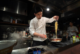 イタリアン魚酒場アルバータ　ホワイティうめだ店