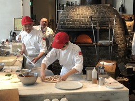 PIZZA SALVATORE CUOMO 梅田 & The BAR