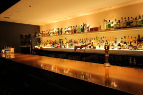 BAR鶴屋