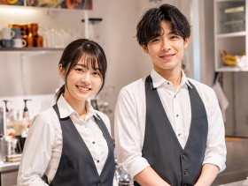三本珈琲店　東京駅店