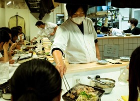 ホルモン千葉 本店