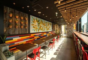 Guzman y Gomez（グズマン イー ゴメズ）　原宿