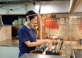 炭火焼き鳥　串八珍　中野南口店