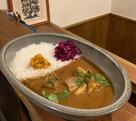カレーの店　よすが舎