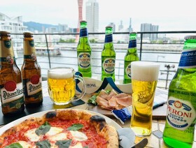 pizza & vegetable garden cafe DELIRANTE