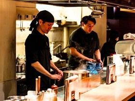 もつ焼き 婁熊東京