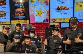 カールスジュニア  ダイバーシティ東京プラザレストラン