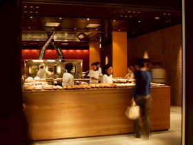 Bakery & Bistro POINT ET LIGNE 新丸ビル本店