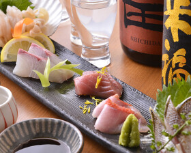 日本酒と魚クルーズキッチン