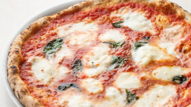 Pizzeria domo Nakameguro