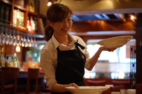 osteria humming bird 新宿店