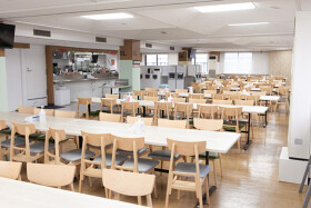 新宿タカシマヤ社員食堂