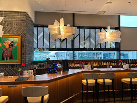 ラウンジ&バー グラン・ブルー 伊丹空港店