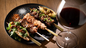 ワイン÷炭火焼き酒場cacco