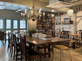 H.A.L. cafe