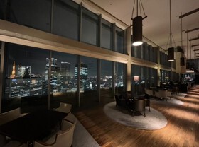赤坂トップラウンジ