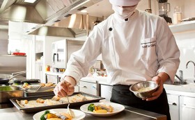 株式会社ウェルネス伯養軒 仙台支店