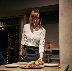 焼き鳥バル ジョニーとリー