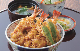 万さく　新庄経堂店