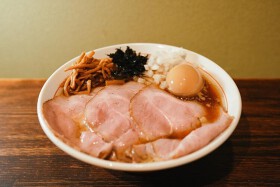 背脂煮干し中華そば 和市