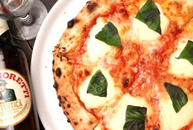 赤坂見附バール・デルソーレ