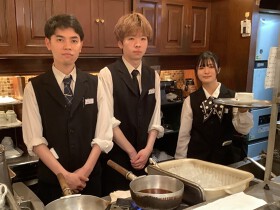 カフェ・ド・巴里 池袋西口店