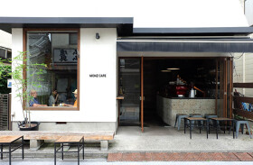MONZ CAFE