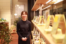 green bean to bar CHOCOLATE 京都店