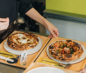 400℃ PIZZA Piu Hakata