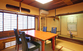 日本料理・すき焼き　江戸菊