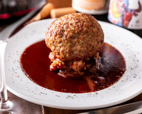 溶岩焼ダイニングcampus