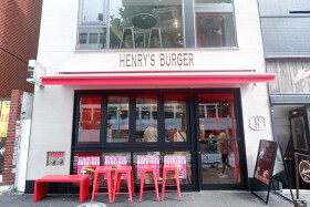 HENRY'S BURGER Harajuku