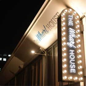 THE WHARFHOUSE 山下公園