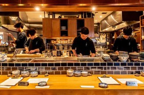 サカナのめしや　天端