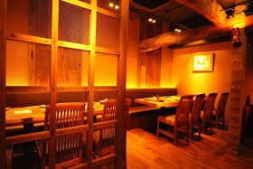 母屋食堂　一炭もんめ