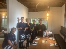 白川商店　名護店