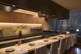 鉄板焼き　あおやま