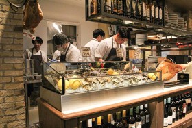 LA BODEGA オアゾ丸の内店