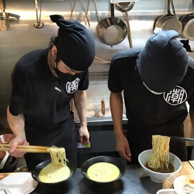 麺巧 潮 上野製麺所