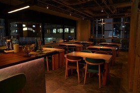 牡蠣屋 Wine＆Sake 居酒屋