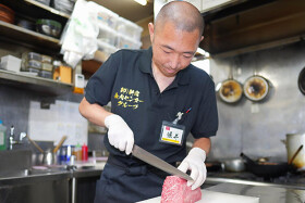 卸）新宿食肉センター極　本店