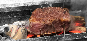 肉とワイン　はねうし　六本松