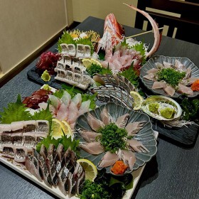 釣り人直営 居酒屋 ツ抜け